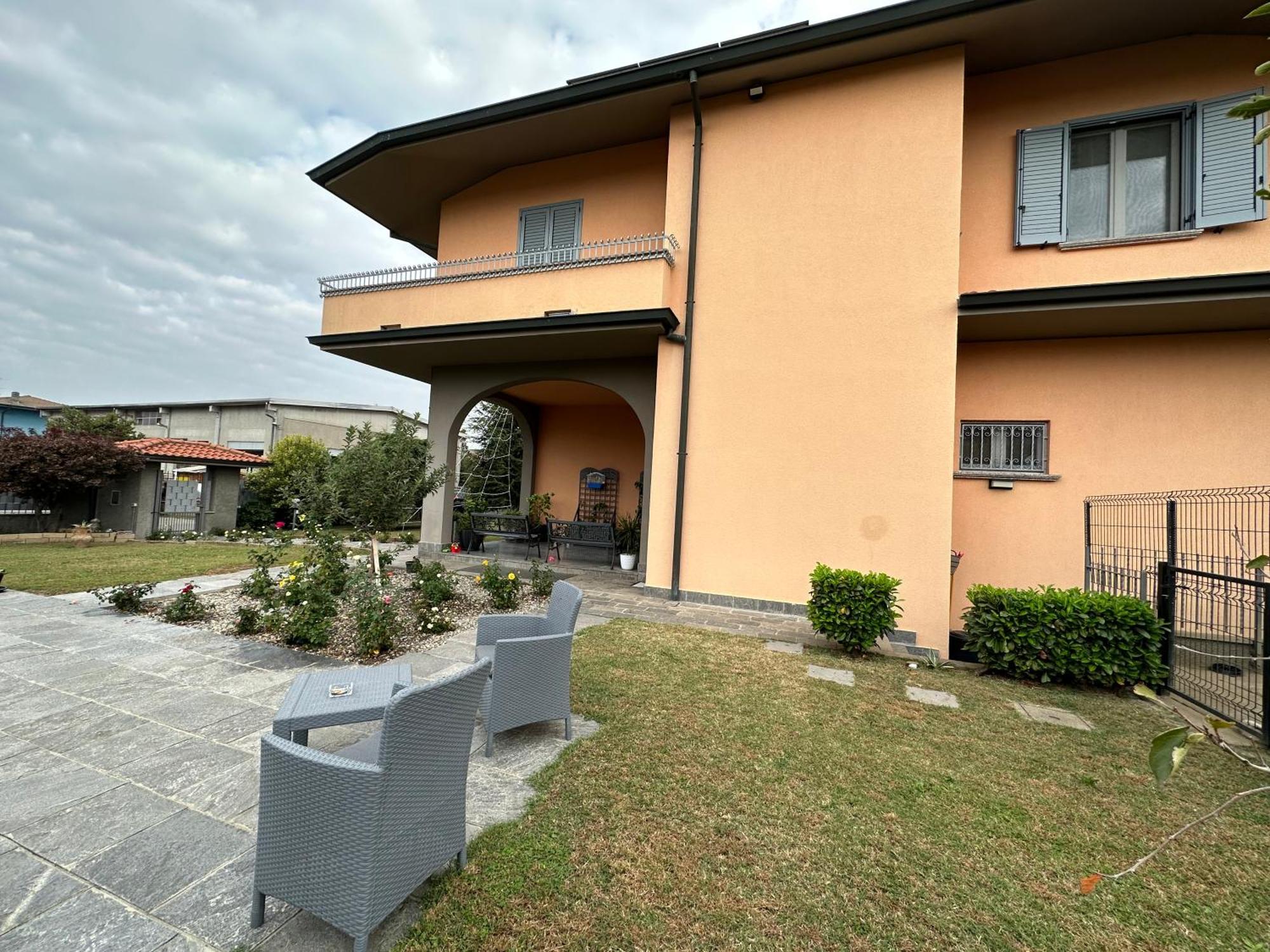 Cassano dʼAdda Villa 2 מראה חיצוני תמונה